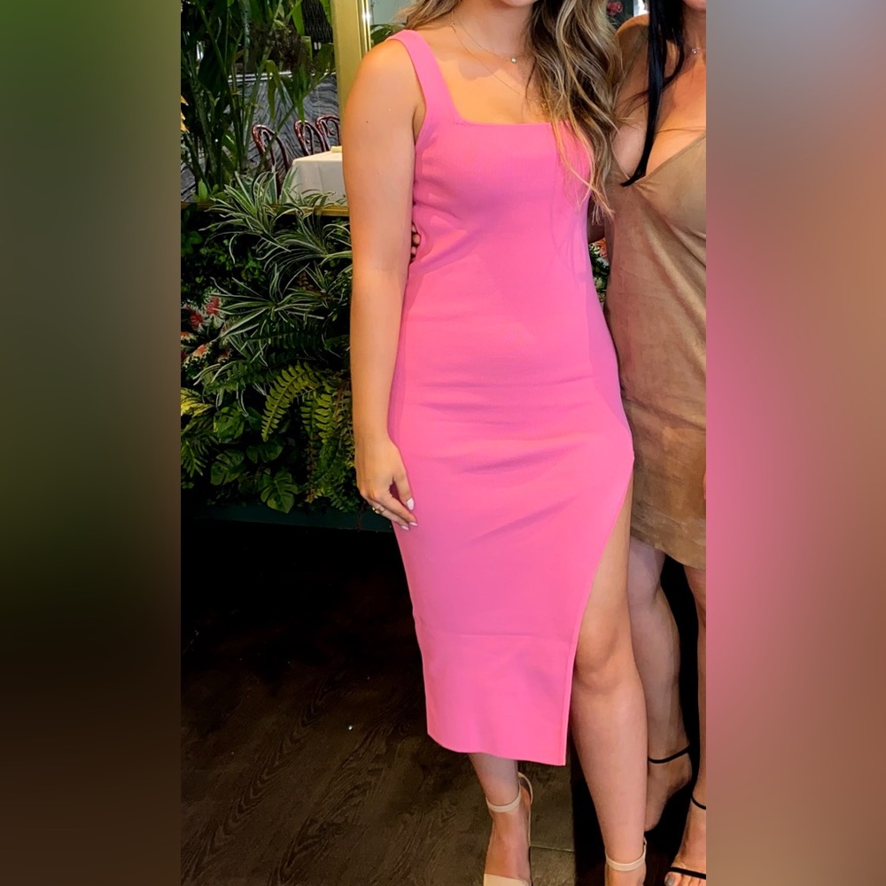 Pink Sleeveless Midi Dress with Slit
